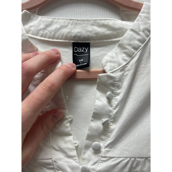 Dazy White Blouse Sz L - Picture 2 of 3
